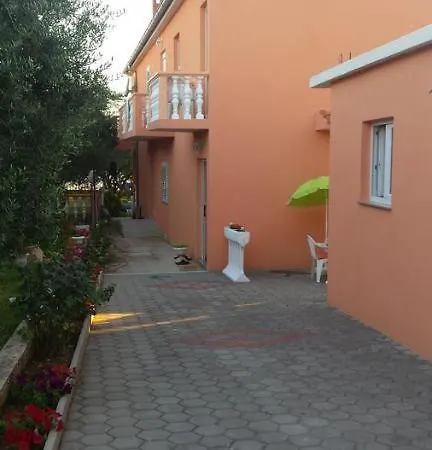 Igor Apartment *